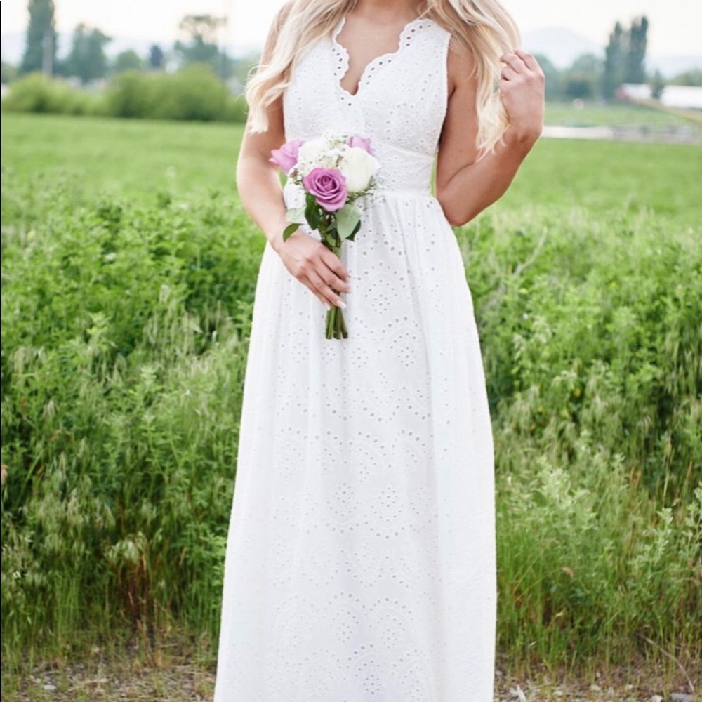 Small white maxi dress